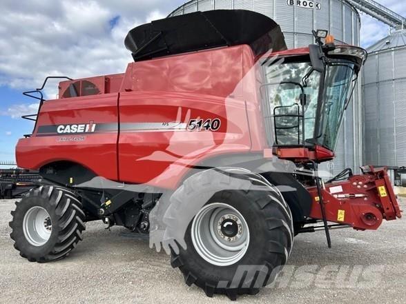 Case IH 5140 Combine de secerat