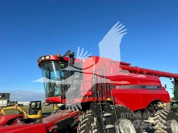 Case IH 7120 Combine de secerat