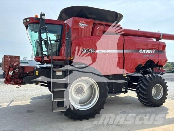 Case IH 8010 Combine de secerat