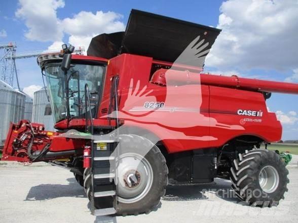 Case IH 8250 Combine de secerat