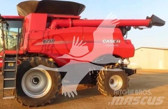 Case IH 8250 Combine de secerat