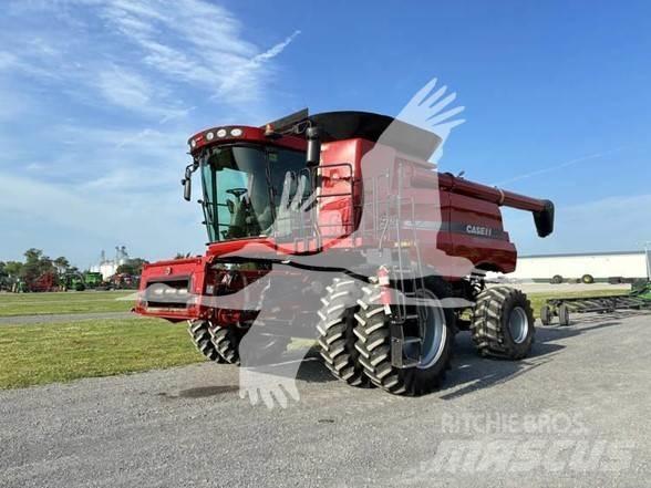 Case IH 9120 Combine de secerat