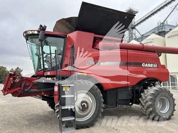 Case IH 9240 Combine de secerat