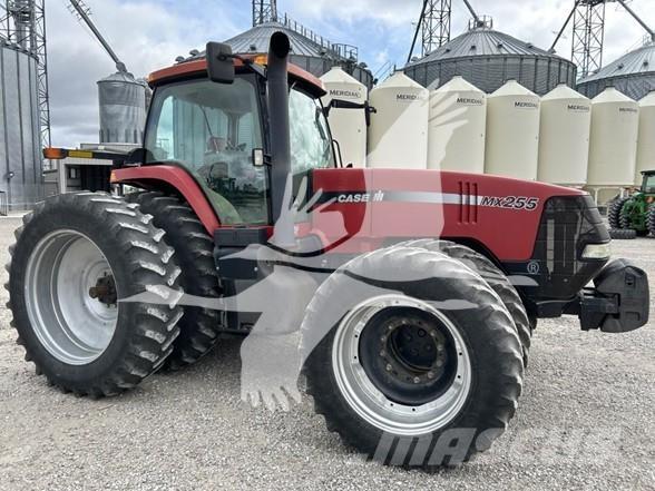Case IH MX255 Tractoare