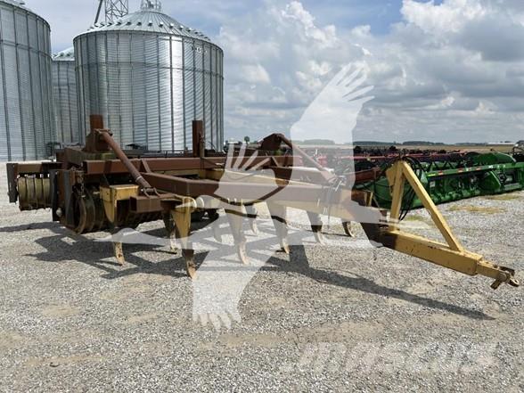  CUSTOM MADE CR Utilaje construcții - Altele