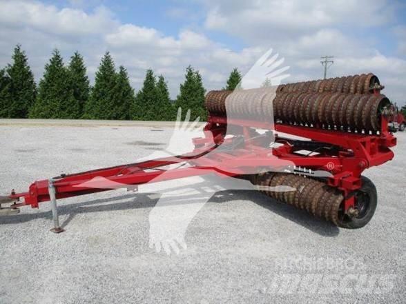 Farmhand WP42 Alte masini si accesorii de cultivat