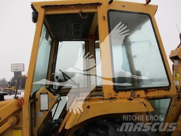 Ford 655A Buldoexcavatoare