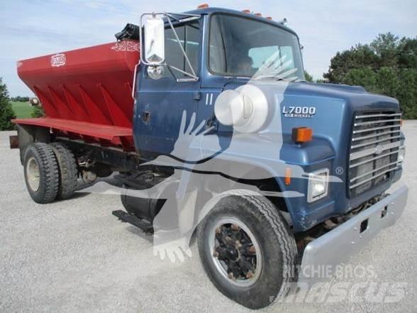 Ford LN7000 Utilaje construcții - Altele