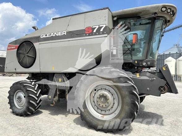 Gleaner S77 Combine de secerat