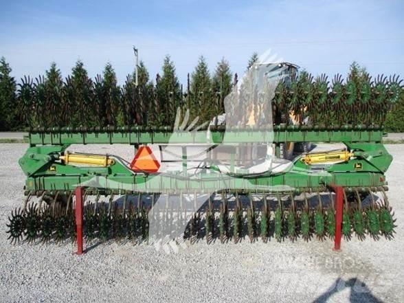 John Deere 400 Alte masini si accesorii de cultivat