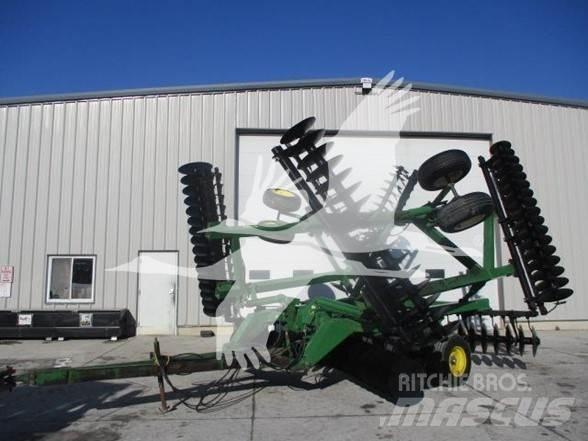 John Deere 630 Grape cu disc