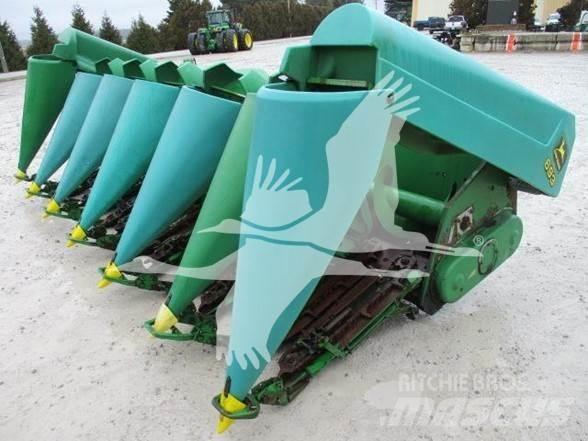John Deere 693 Combine capete pentru culegatoare
