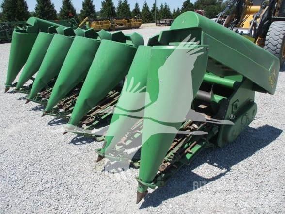John Deere 693 Combine capete pentru culegatoare