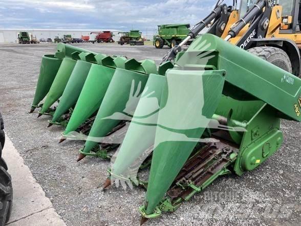 John Deere 693 Combine capete pentru culegatoare