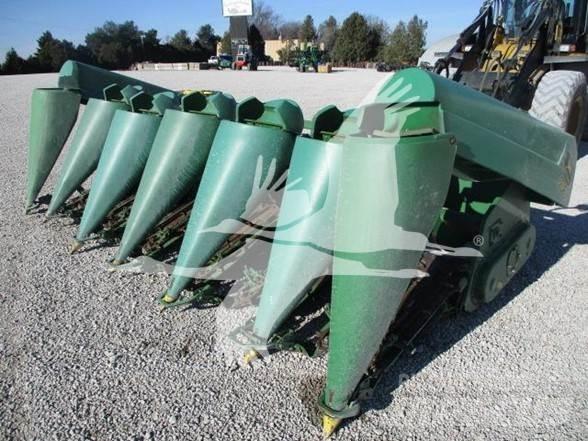 John Deere 693 Combine capete pentru culegatoare