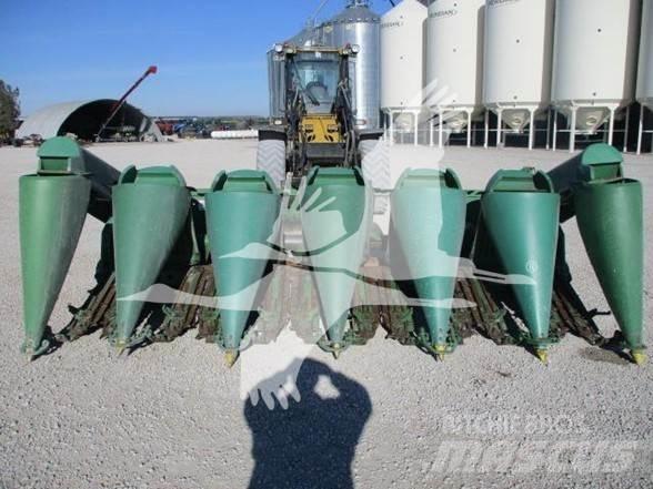 John Deere 693 Combine capete pentru culegatoare