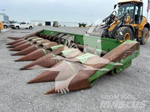 John Deere 844 Combine capete pentru culegatoare