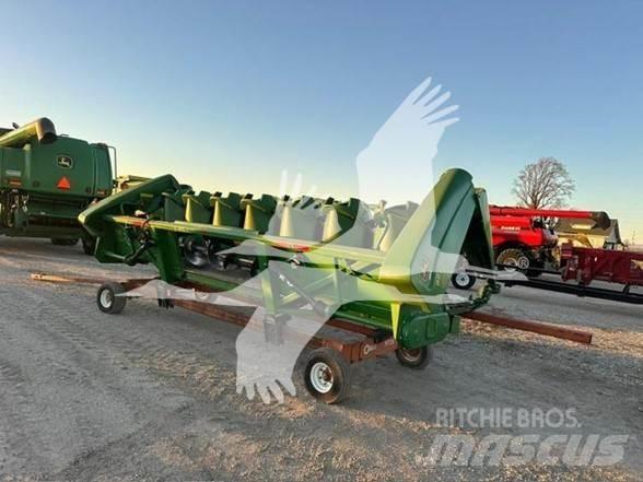 John Deere 893 Combine capete pentru culegatoare