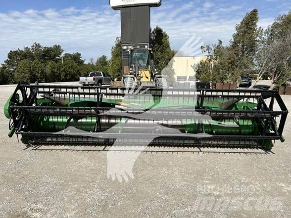 John Deere 918 Combine capete pentru culegatoare