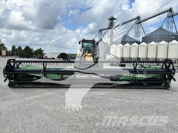 John Deere 925 Combine capete pentru culegatoare