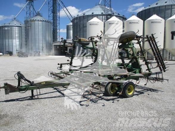 John Deere 960 Cultivatoare