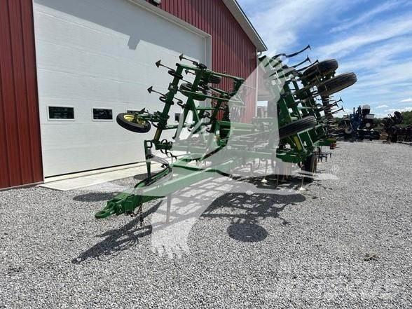 John Deere 980 Cultivatoare