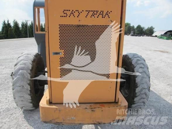 SkyTrak 8042 Stivuitoare telescopice