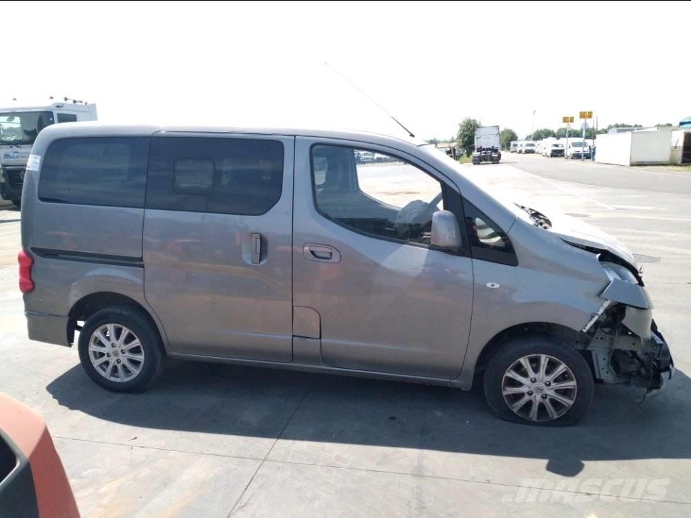 Nissan NV 200 Utilitara