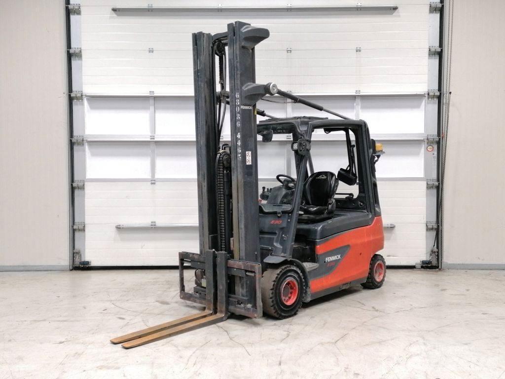 Linde E30L-01 Stivuitor electric