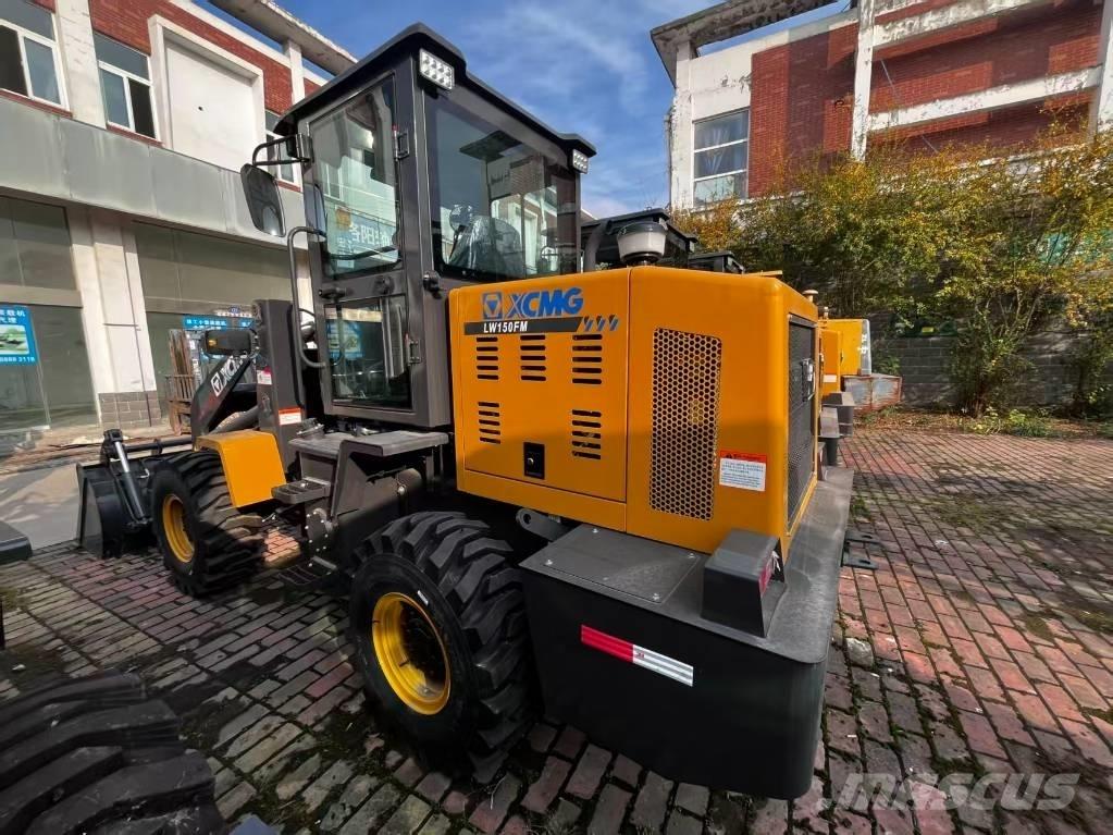 XCMG LW 156 FM Incarcator pe pneuri