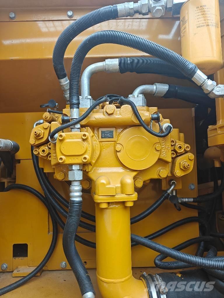 CAT 329 D2 L Excavatoare pe șenile
