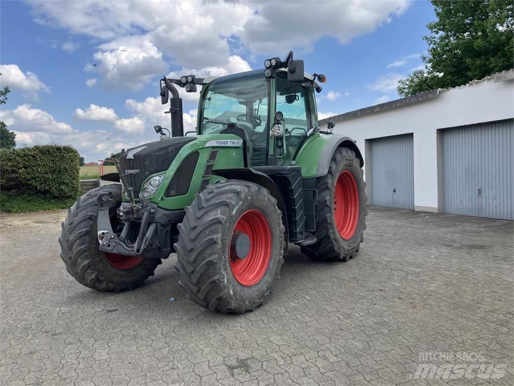 Fendt 718 SCR Tractoare