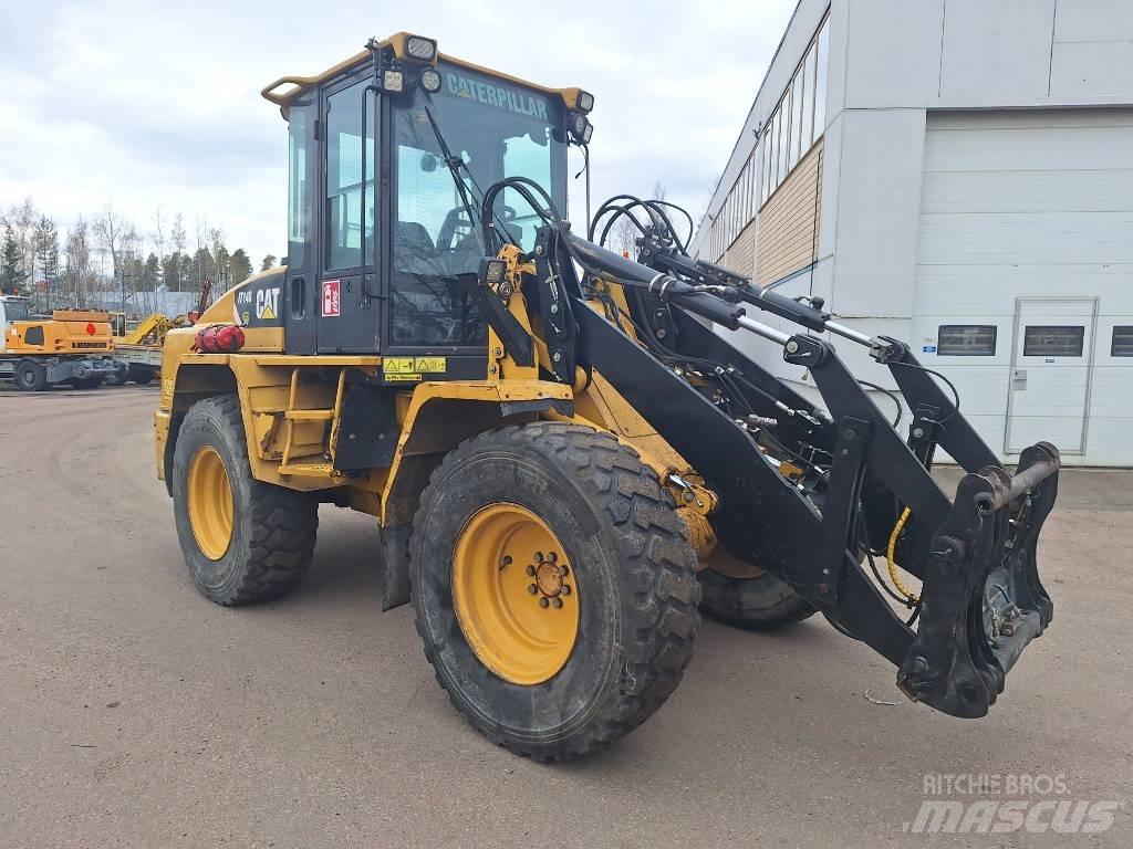 CAT IT 14 G Incarcator pe pneuri