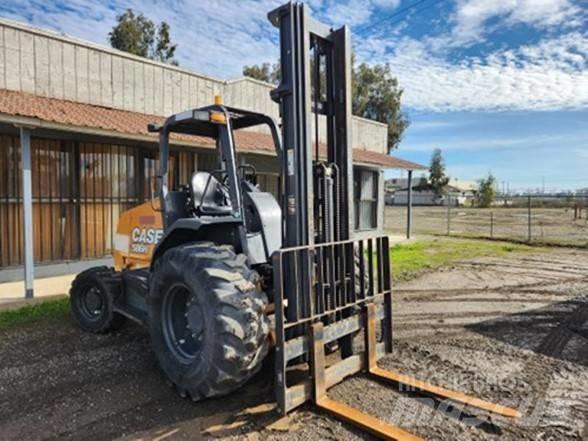 CASE 586H Masini de teren dificil