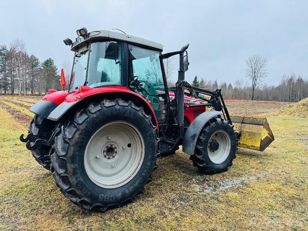 Massey Ferguson 5470 Tractoare