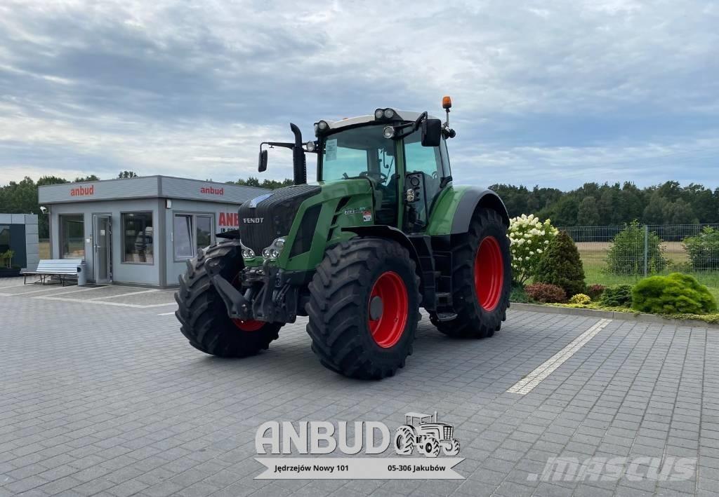 Fendt 826 Vario Tractoare
