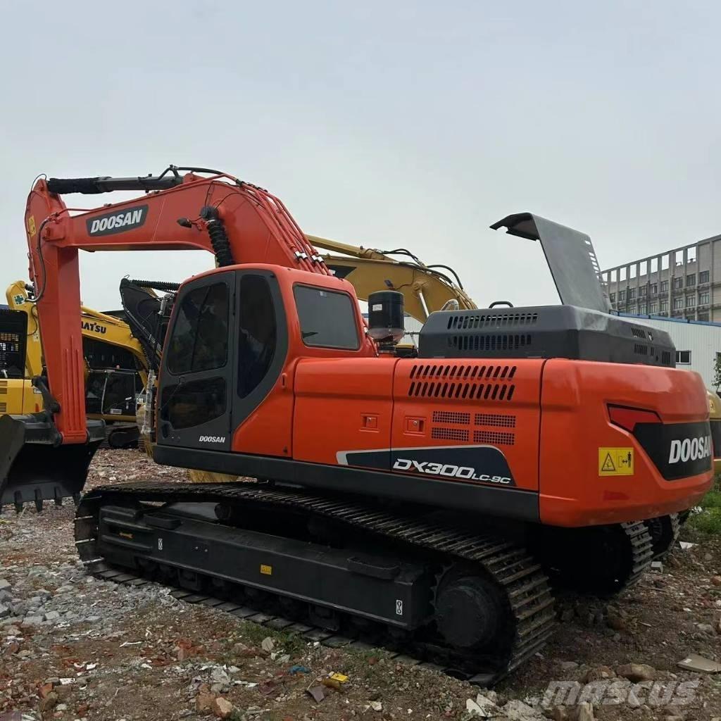 Doosan DX 300 LC-9c Excavatoare pe șenile
