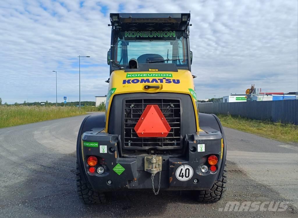 Komatsu WA 100 M-8 Incarcator pe pneuri