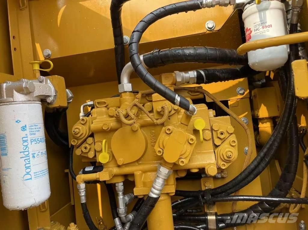 CAT 315 Excavatoare pe șenile
