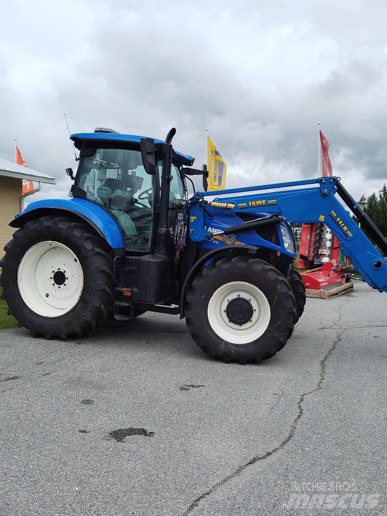 New Holland T7.210AC Tractoare