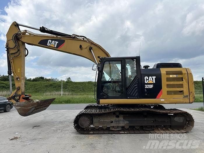 CAT 320FL Excavatoare pe șenile
