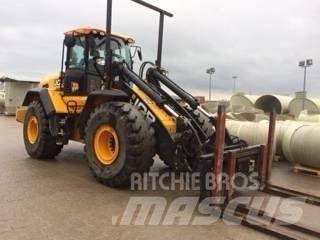 JCB 457 HT T4 Incarcator pe pneuri