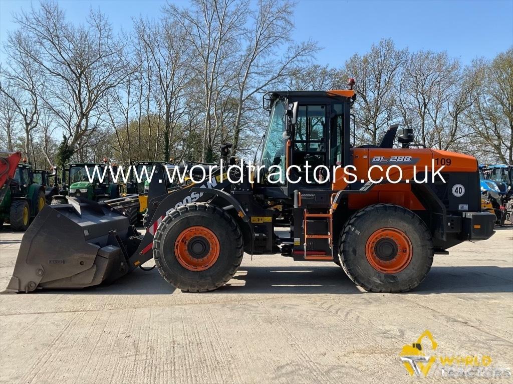 Doosan DL280 Incarcator pe pneuri