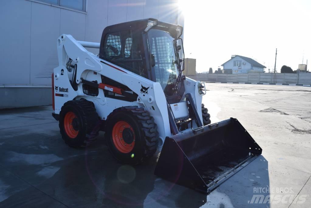 Bobcat S 750 Mini incarcator