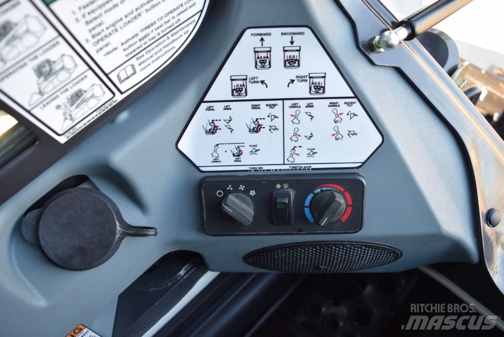 Bobcat S 750 Mini incarcator