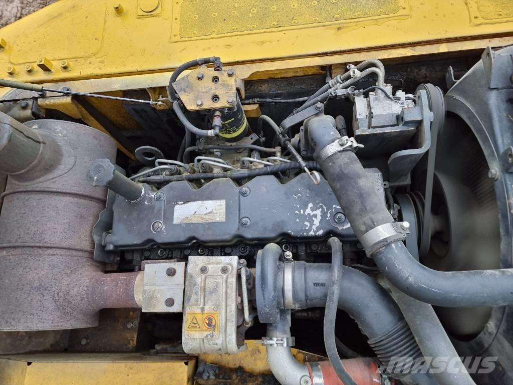 Komatsu PC 210-8 Excavatoare pe șenile
