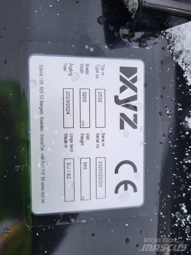 XYZ 320 PREMIUM Pluguri