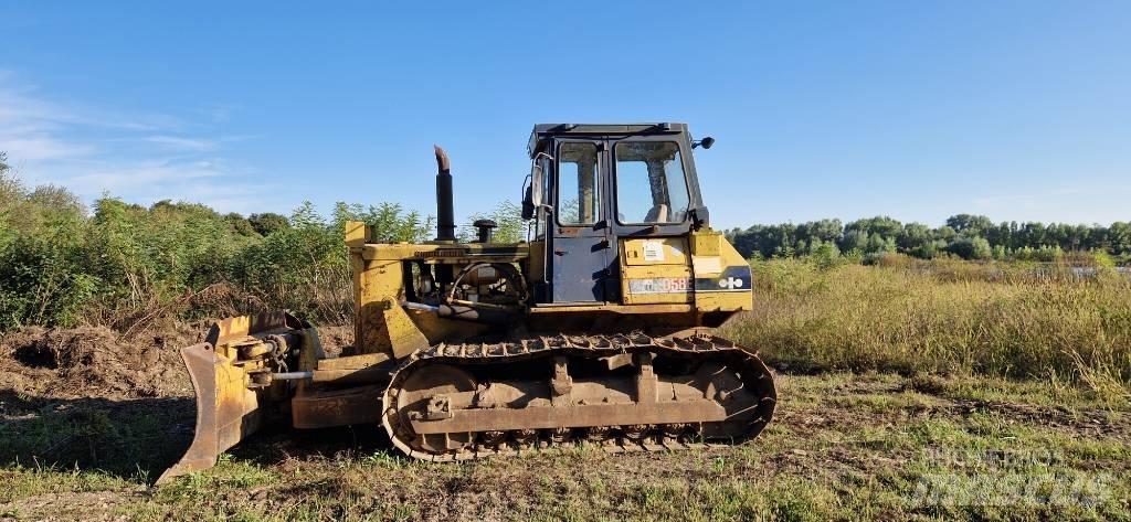 Komatsu D 58 E-1 Buldozere pe senile