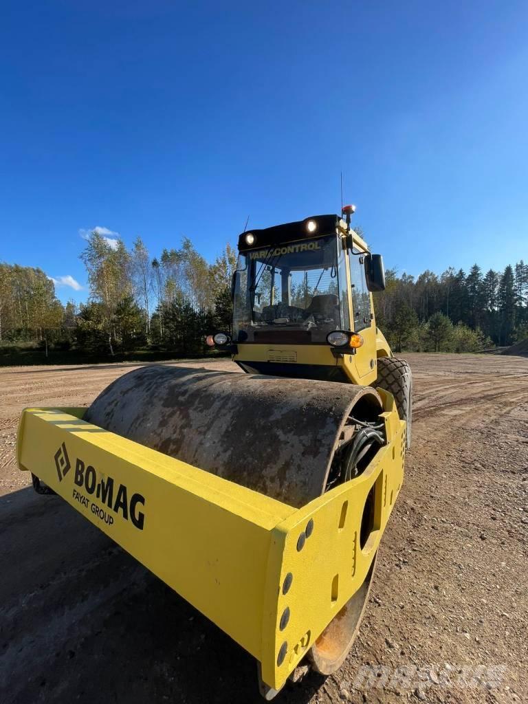 Bomag 213 DH-4 Compactoare monocilindrice