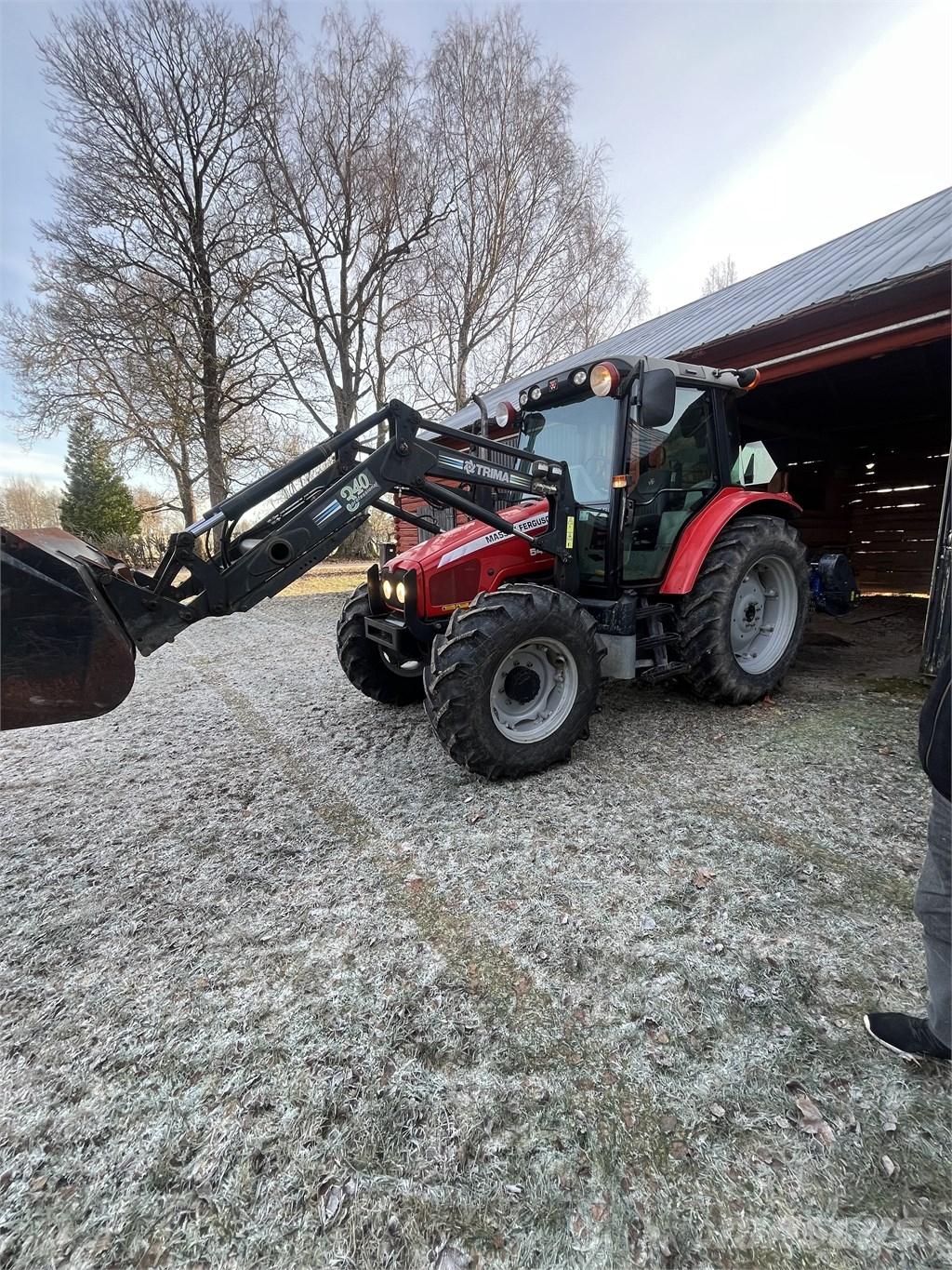 Massey Ferguson 5435 Tractoare